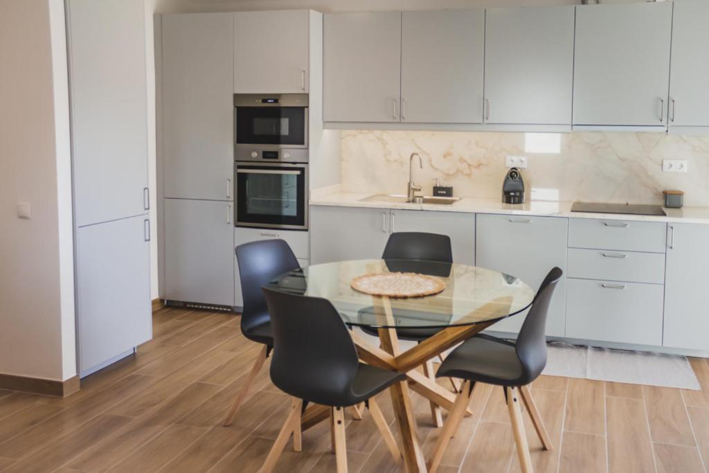 Lovely & Bright Renovated Apt. W/ Balcony In Lagos Exteriér fotografie